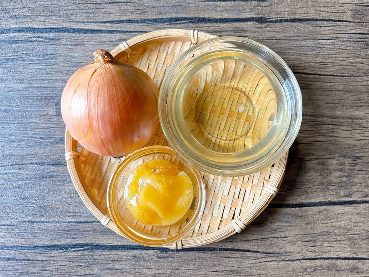 はちみつ酢玉ねぎの材料
