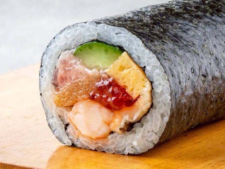 すし屋の本格恵方巻