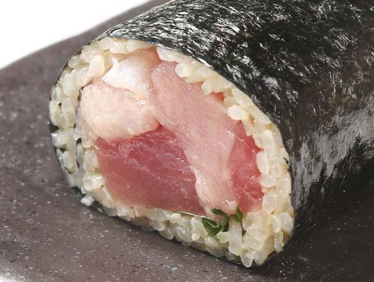 近大生まれのマグロづくし恵方巻