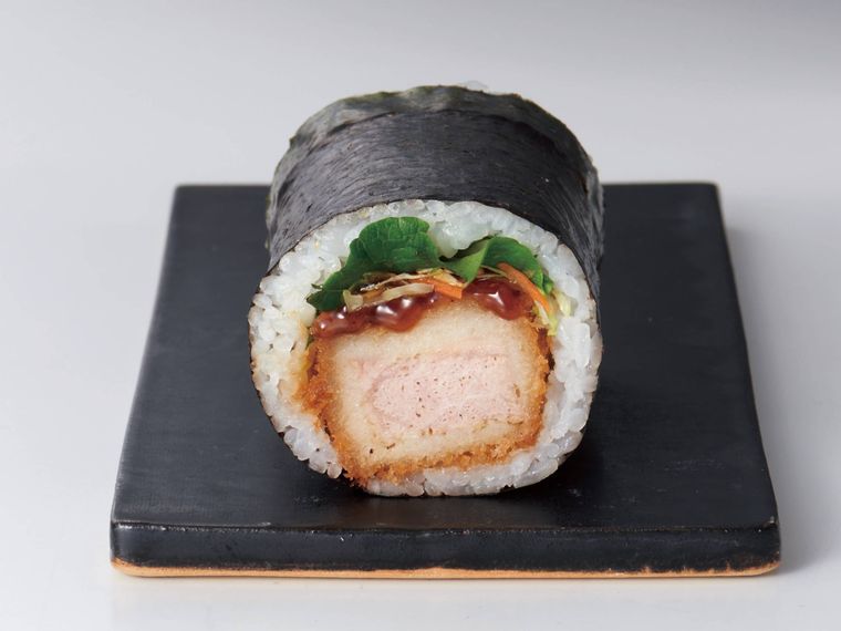 14. 旨み味わう柔らかヒレかつ巻