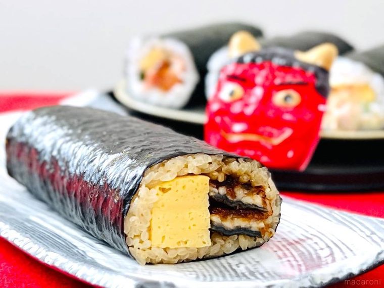 セブンイレブンの恵方巻4種と鬼のお面
