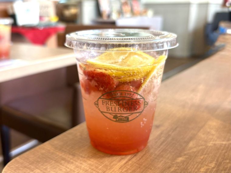 あまおうクラフトレモネードソーダICE