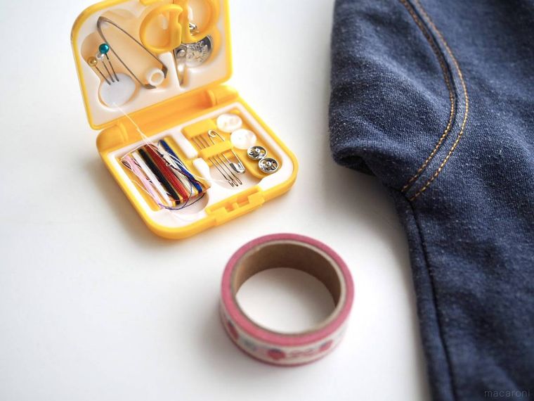 裁縫セットとズボン