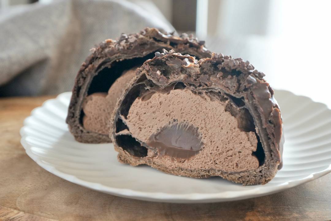 ローソン×GODIVA「フォンダンクッキーシュー」をレビュー！チョコ好き
