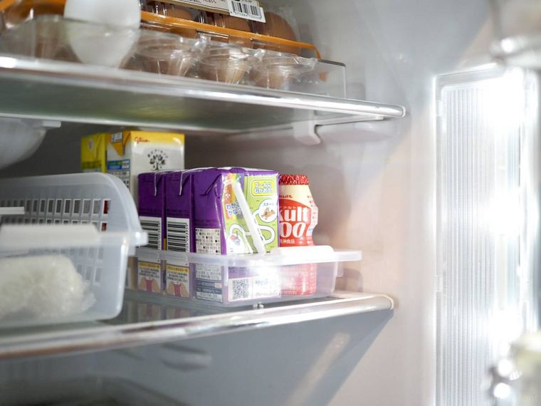 セリアの冷蔵庫ロングトレー