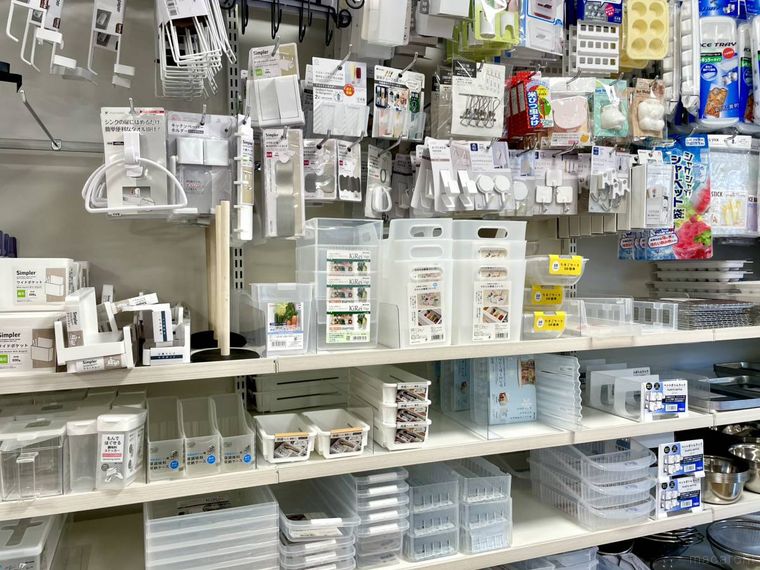 セリアのキッチン収納コーナー