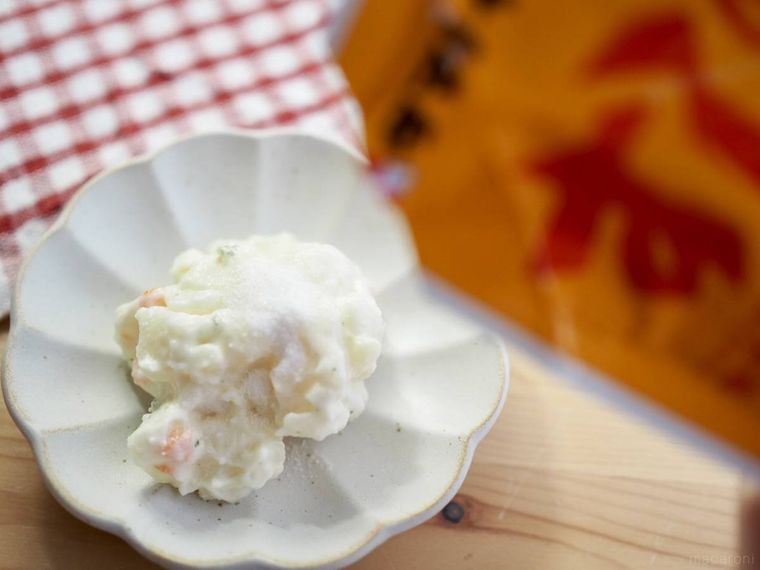 ポテトサラダとすしのこ