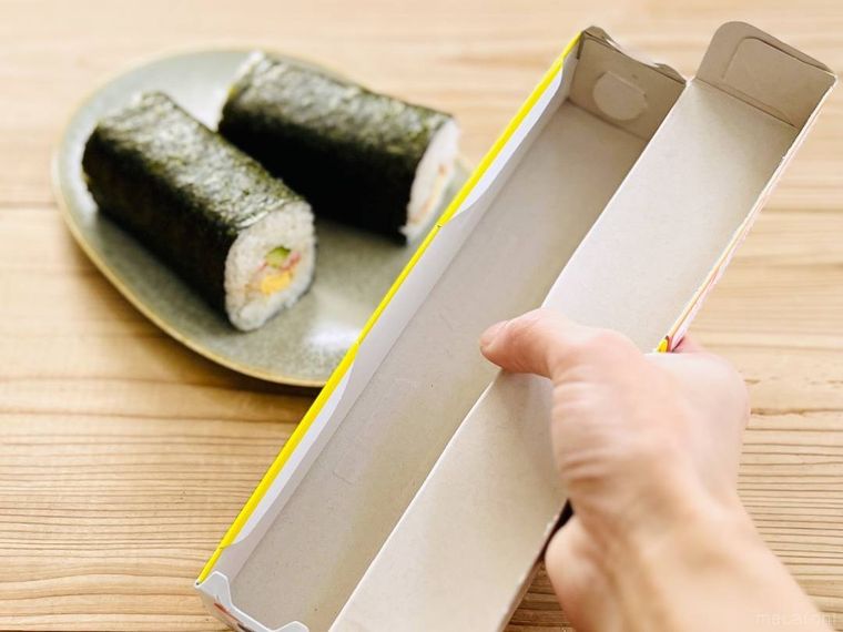 恵方巻とラップの空箱