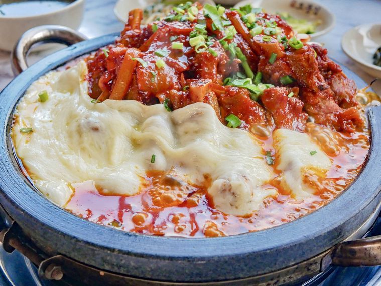 オボンジップ 新大久保店のドゥンカルビ