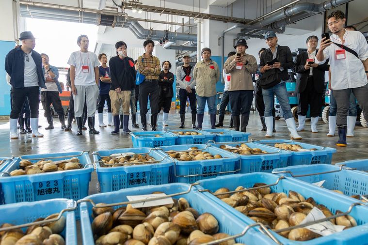 産地視察ツアーの様子