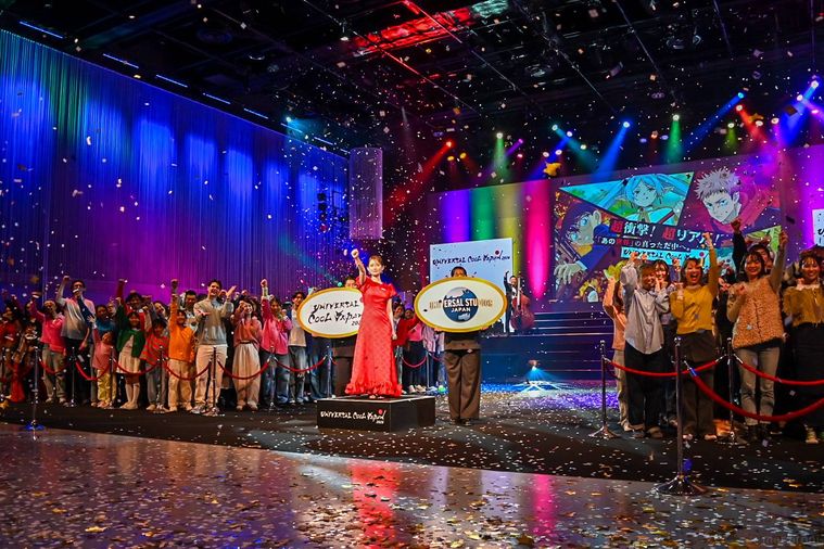 開幕セレモニーのようす