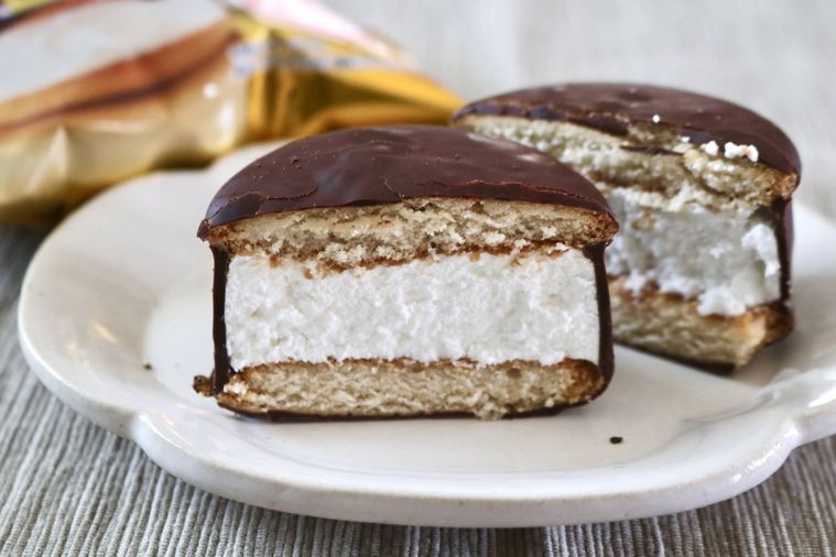 クリームたっぷりのチョコパイ