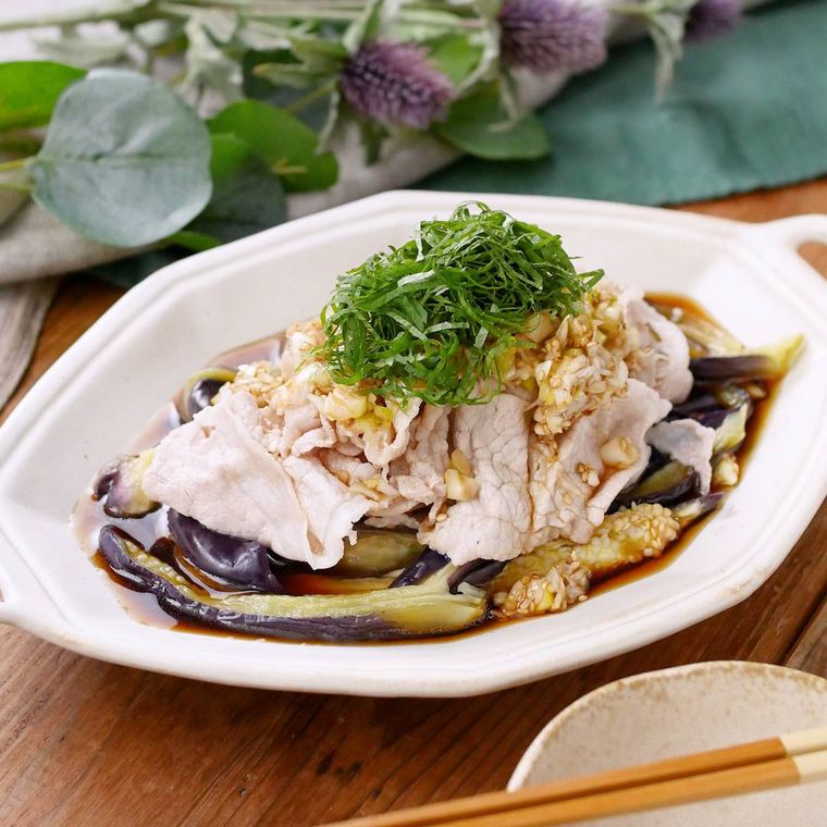 さっぱり香味だれのねぎだく蒸しなす冷しゃぶ