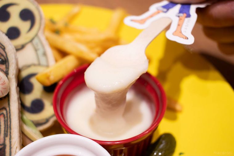 雷が効かないの ゴムだから 神・エネル びっくりサンドイッチの特製アリゴソース