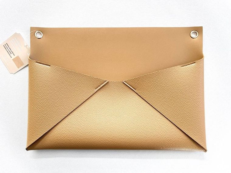 スリーコインズのお薬ストックケース