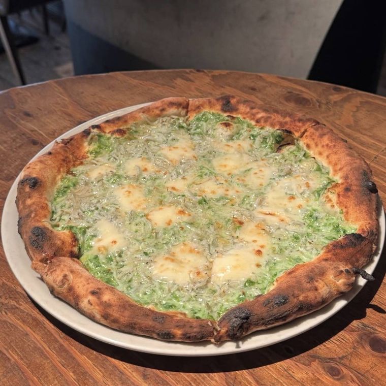 しらすと生海苔のクリームピザ