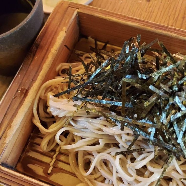 海苔つきのざるそば