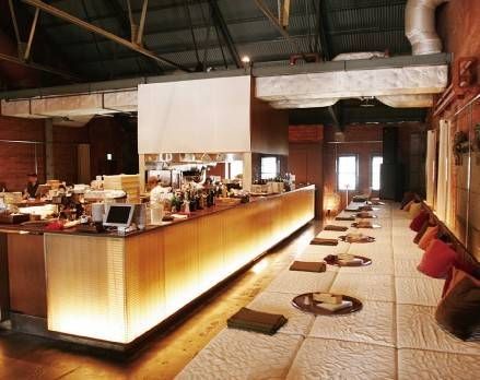 おしゃれな座敷席があるchanoma 横浜の内観