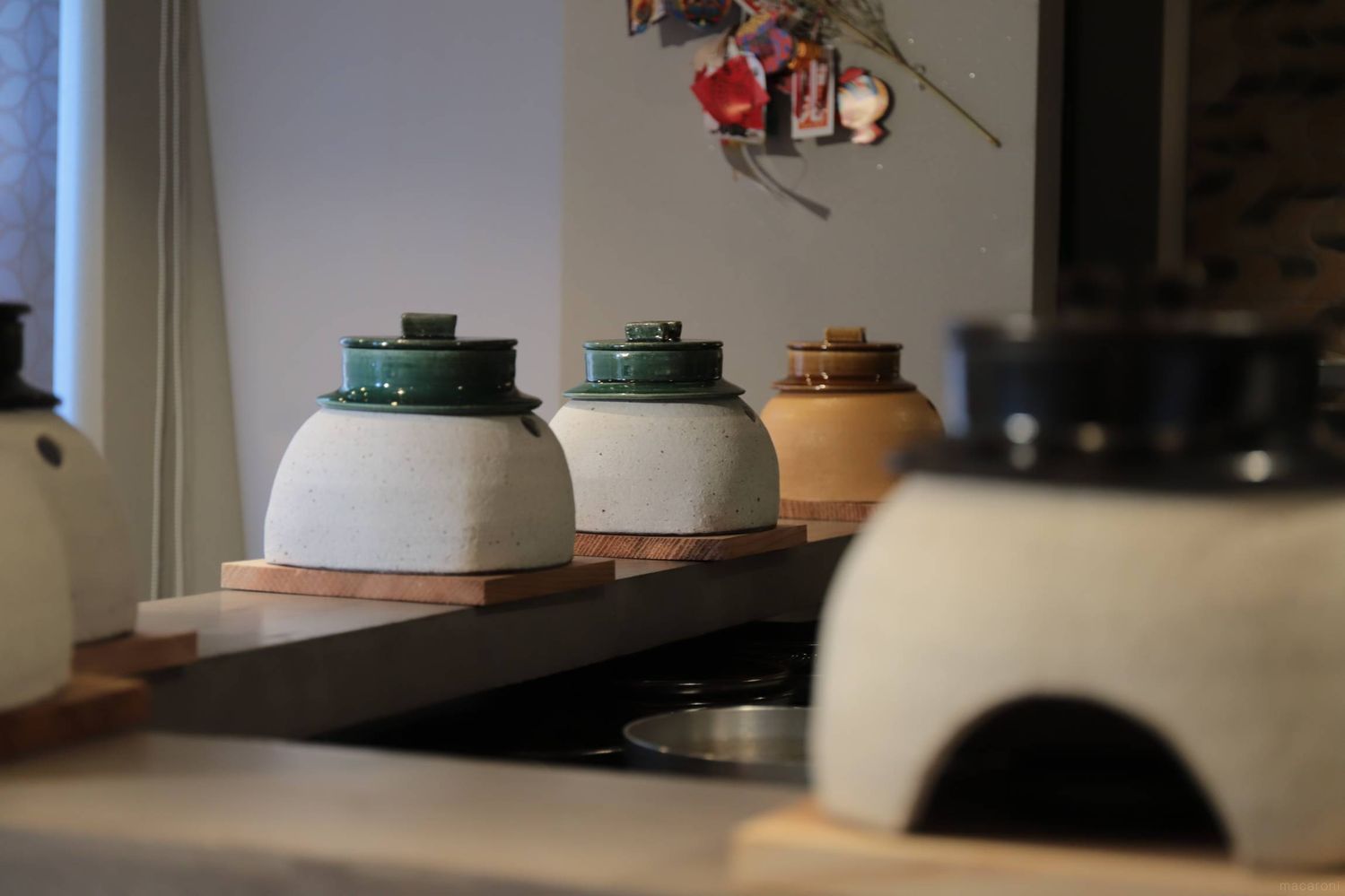 かまどが並んでいる