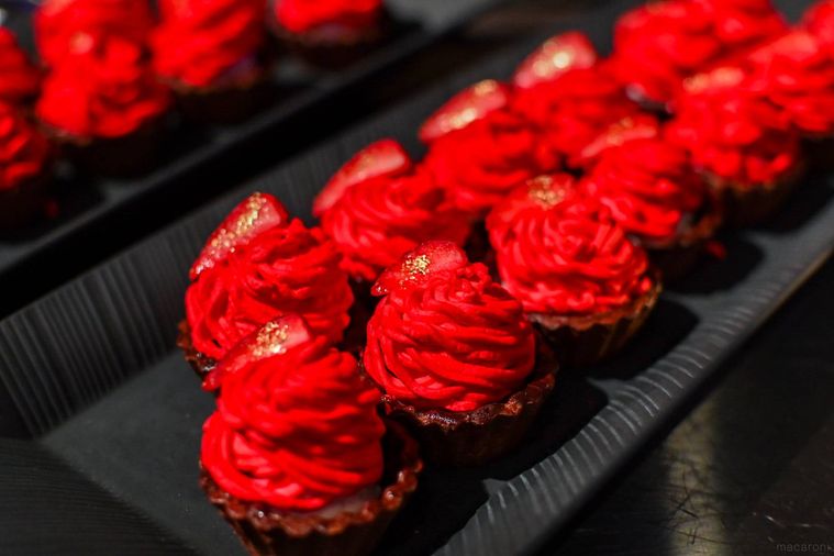 デザートが並んでいるところ