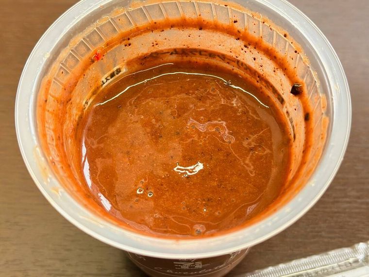 専用マシンでかき混ぜられたセブンイレブンの粒ザクッベリーショコラスムージー