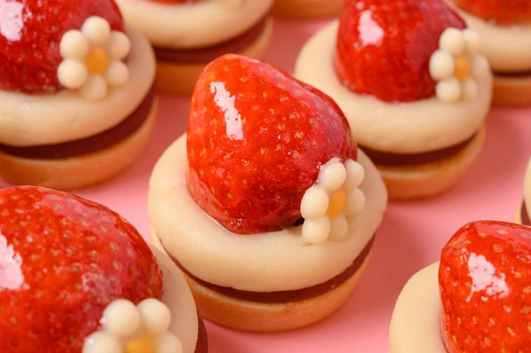 1. スイーツ・ドリンク・グッズが勢ぞろい5