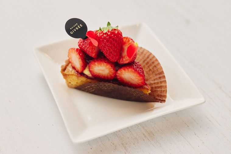 1. スイーツ・ドリンク・グッズが勢ぞろい3