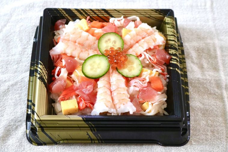 彩りひなちらし寿司