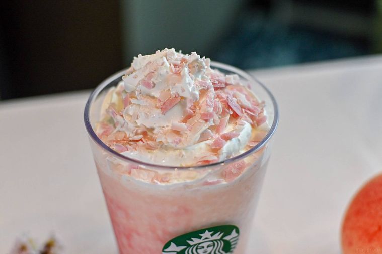 ドリンクのトッピングのアップ