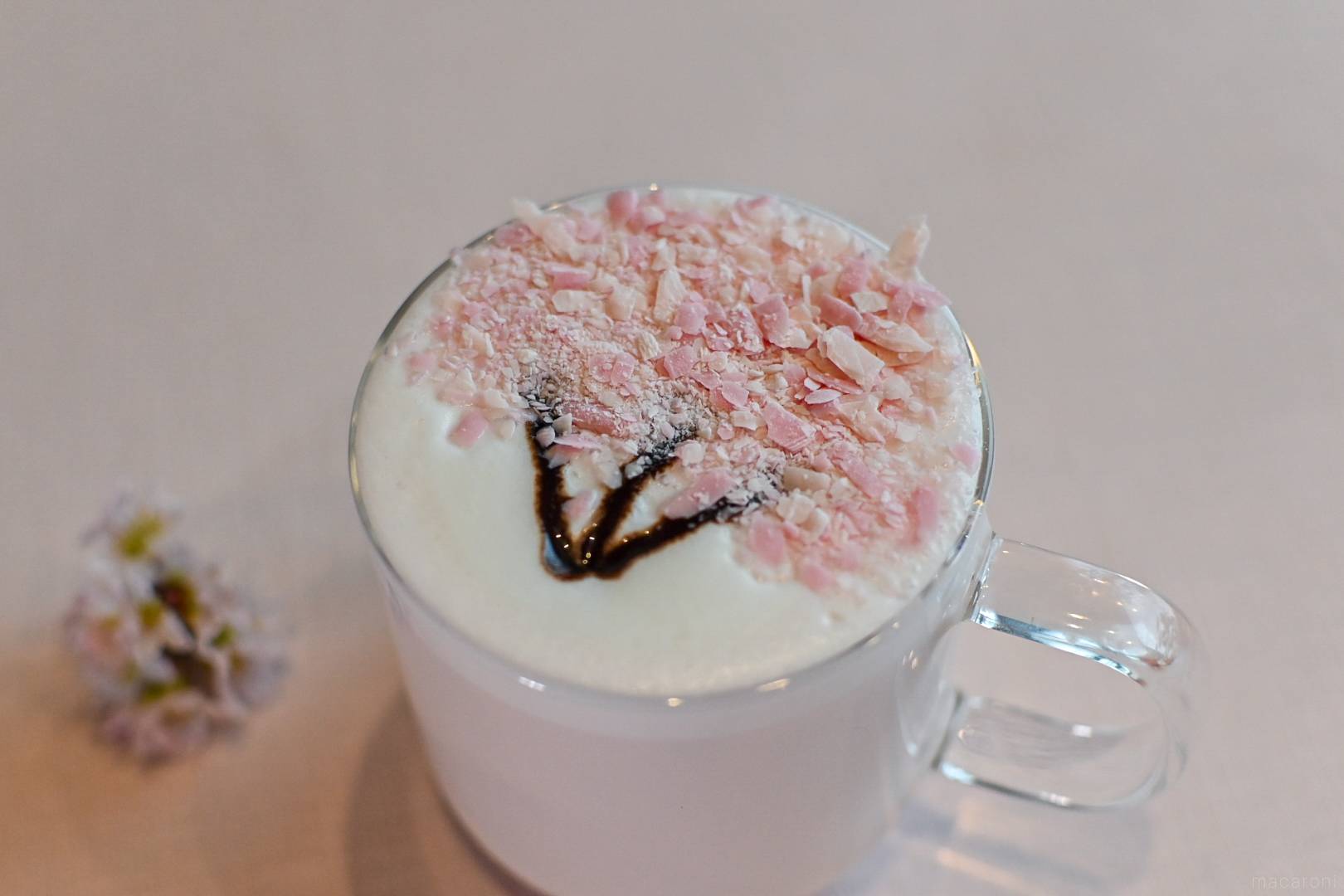 芸術的な一杯。スタバ新作「桜 咲くよ ラテ」は春を飲むような味わい