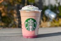 スタバSAKURAフラぺチーノの正解カスタム桜感がアップした春らしい1杯に