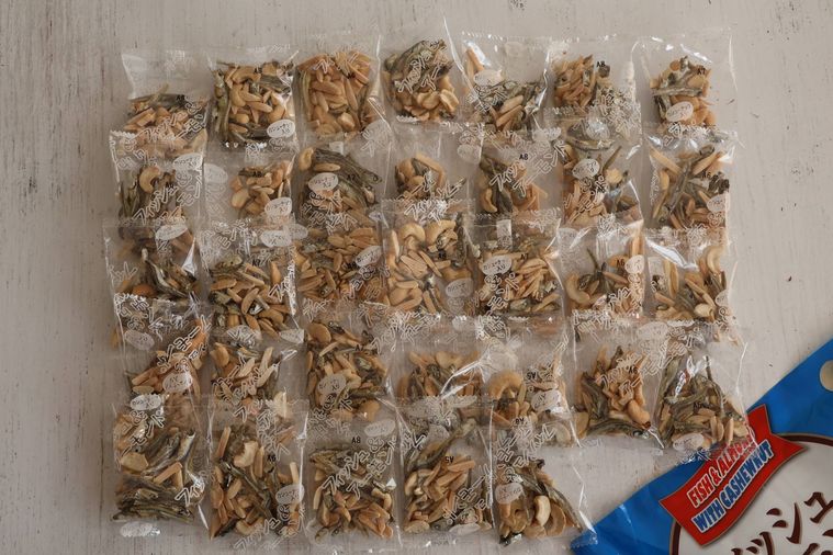 アーモンドフィッシュの中身