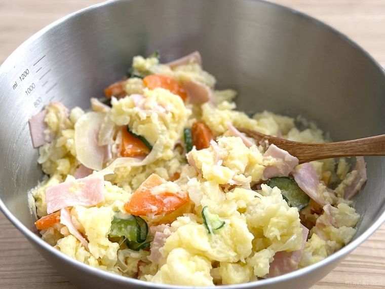 コーンポタージュの素で味付けをしたポテトサラダ