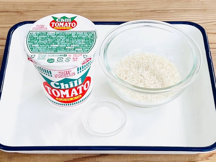 カップヌードル チリトマトヌードル、バスマティライス、塩