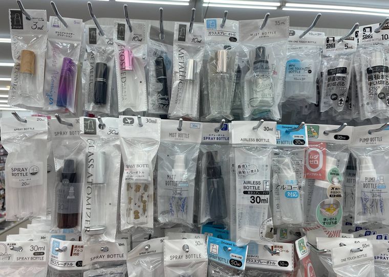 セリアのアトマイザー売り場