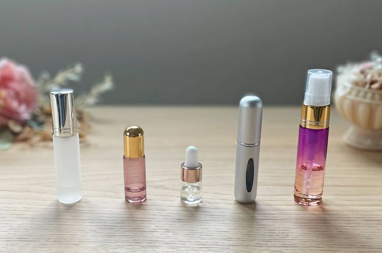 セリアのアトマイザー5種を並べた写真