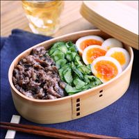 ごはんが進む牛肉の甘辛煮三色弁当