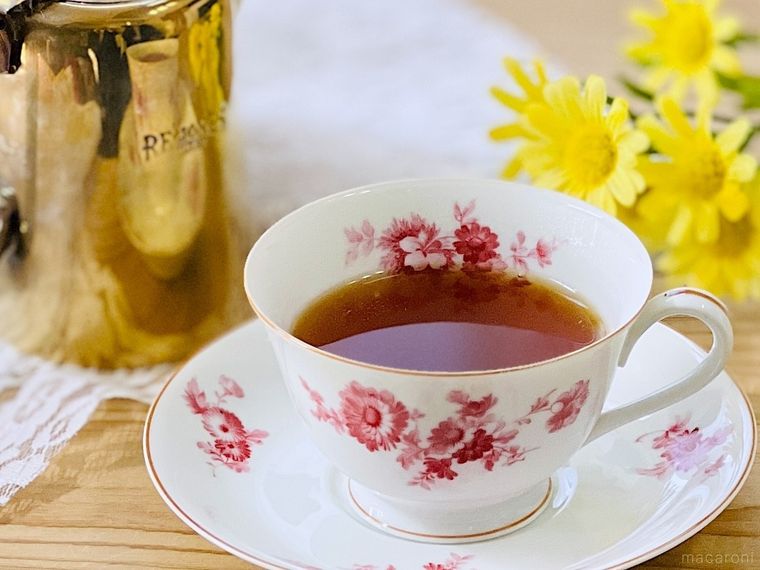 紅茶が入ったティーカップ