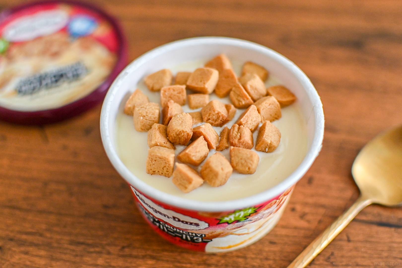 ザク硬” 食感！ハーゲンダッツ新シリーズ「ロッキークランチ」を食べ