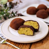 新食感がクセになる。ドバイチョコもち