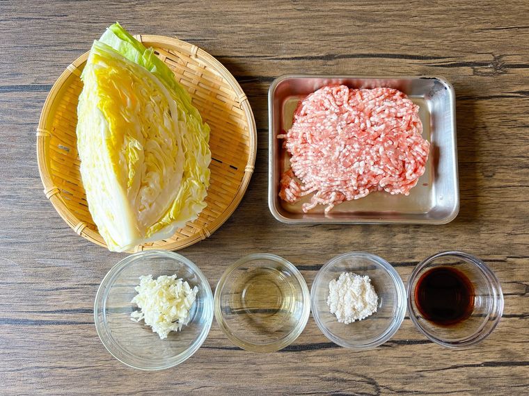 春キャベツとひき肉の甘辛炒めの材料