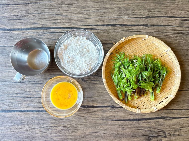 コシアブラの天ぷらの材料