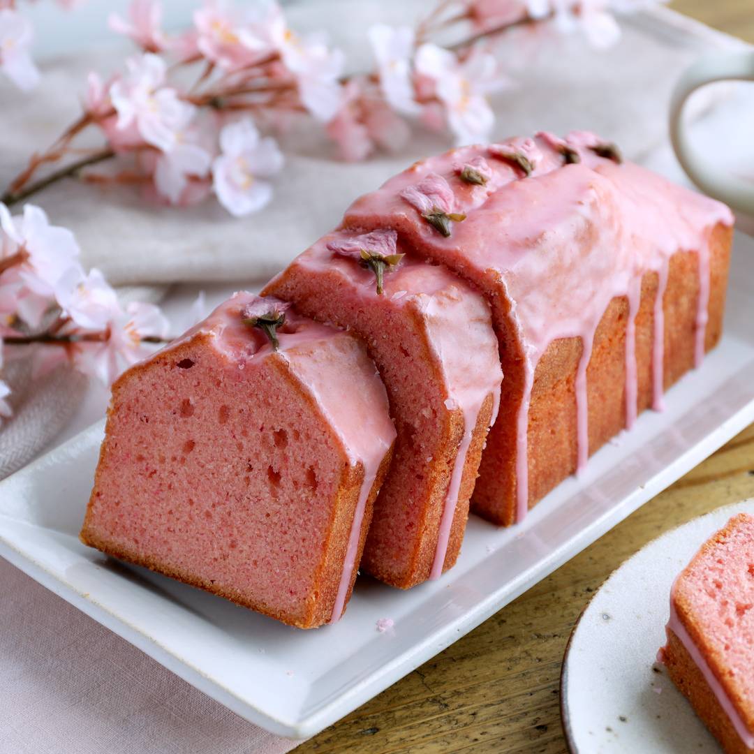 ふんわり香る。桜のパウンドケーキ - macaroni