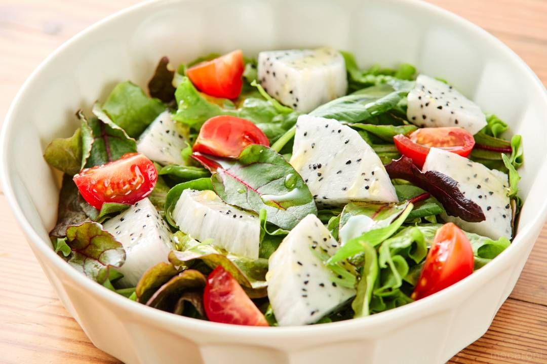 ドラゴンフルーツサラダ