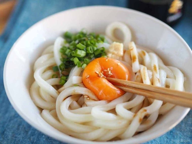 冷凍讃岐うどんの調理例