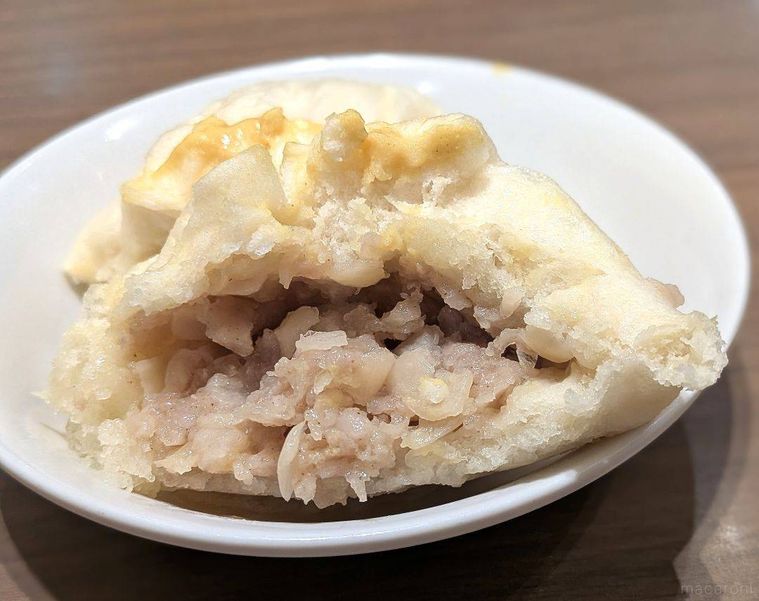 豚まんの断面