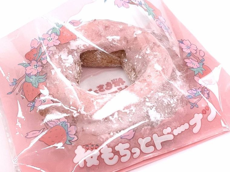 桜もちっとドーナツ 春めくいちごホイップだいふく風