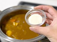 カレー鍋の汚れがスルッ。作る前のひと工夫にこれ本当に便利覚えておきたい