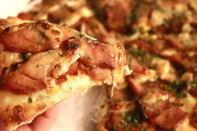 ピザワンピースを持っている