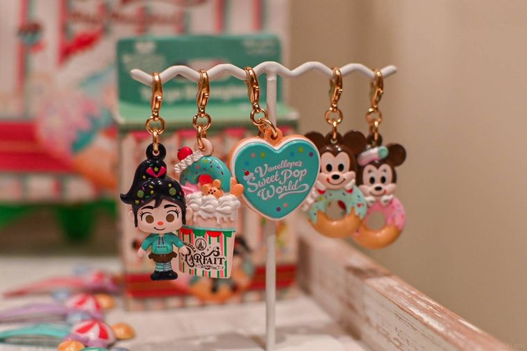 チャームのアップ